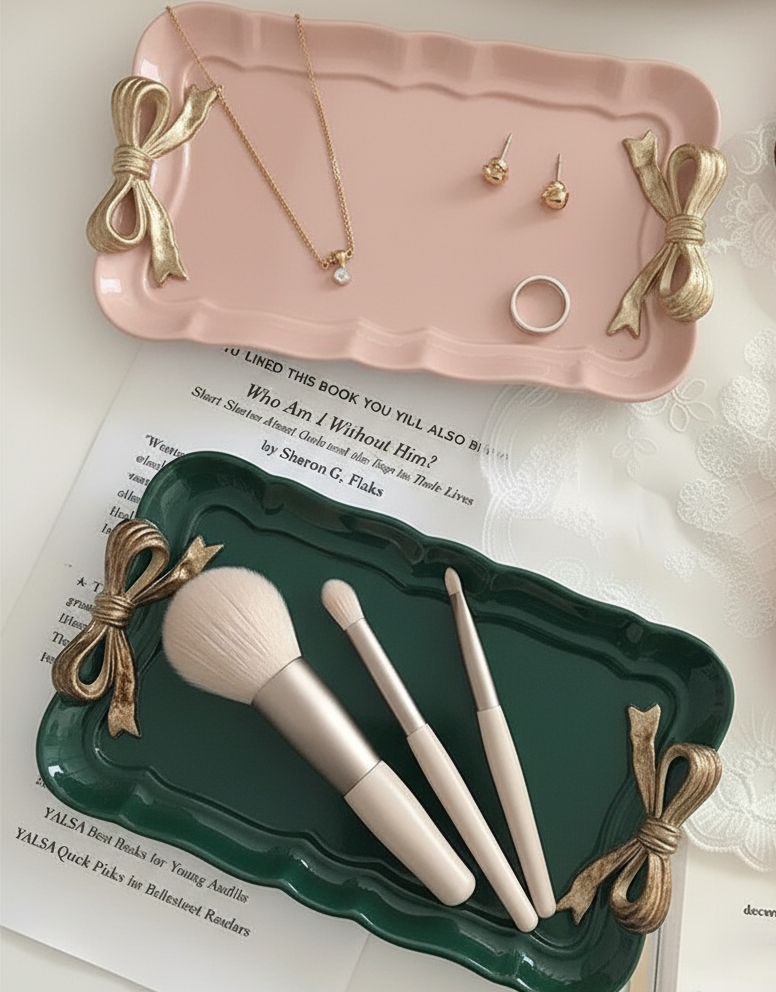 Elegant Bow-Accent Trinket Tray